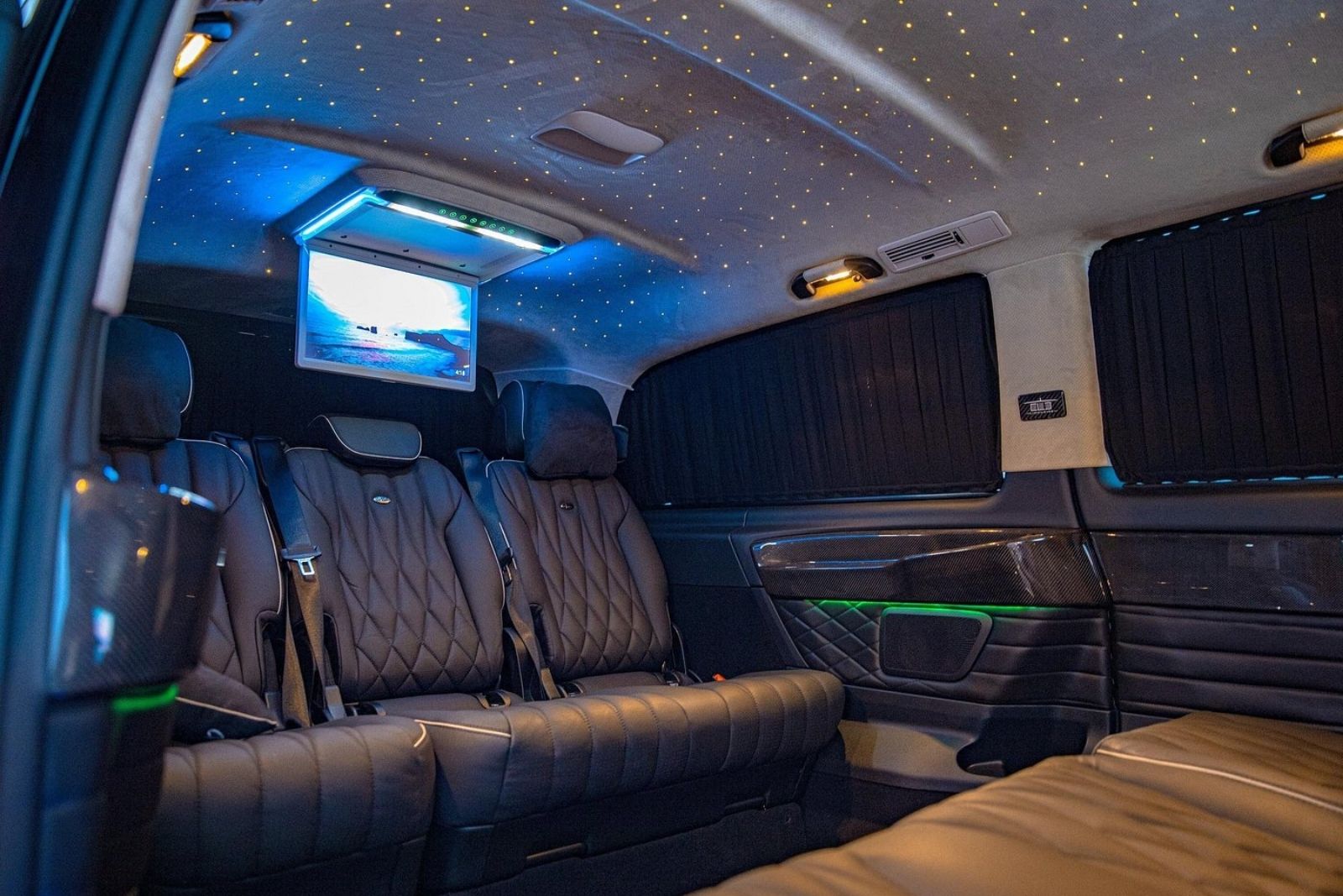 ŞÖFÖRLÜ ARAÇ KİRALAMA